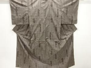 草花に抽象模様織出し本場泥大島紬着物（7マルキ）